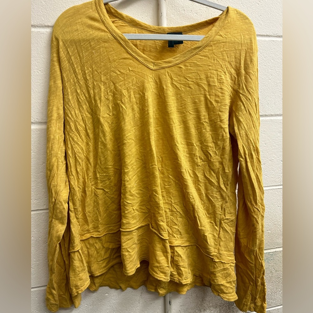 Woman’s left of center xl gold yellow long sleeve shirt